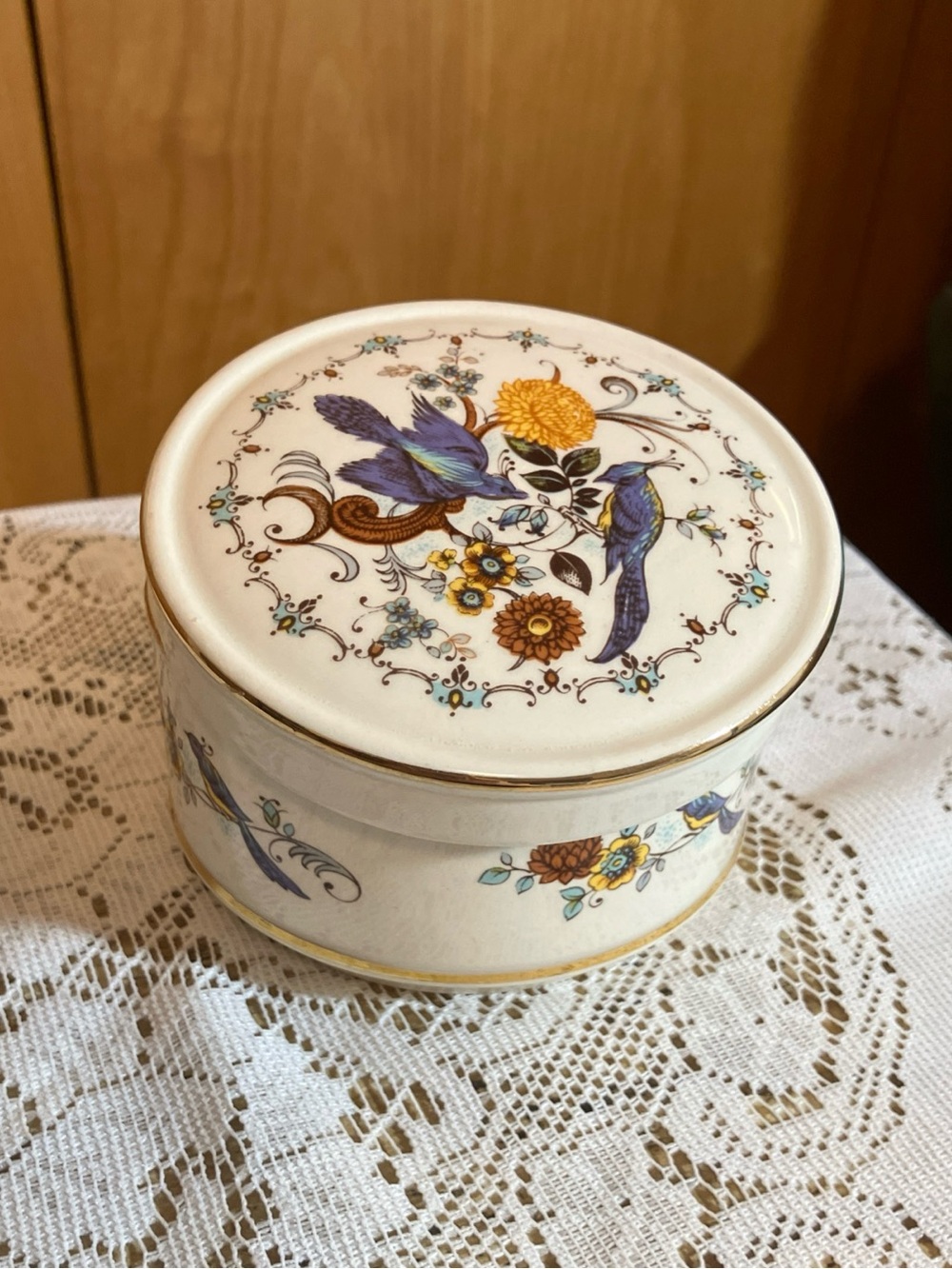 Sadler England Lidded Jewelry Box/ Trinket Box Birds Floral Gold Trim